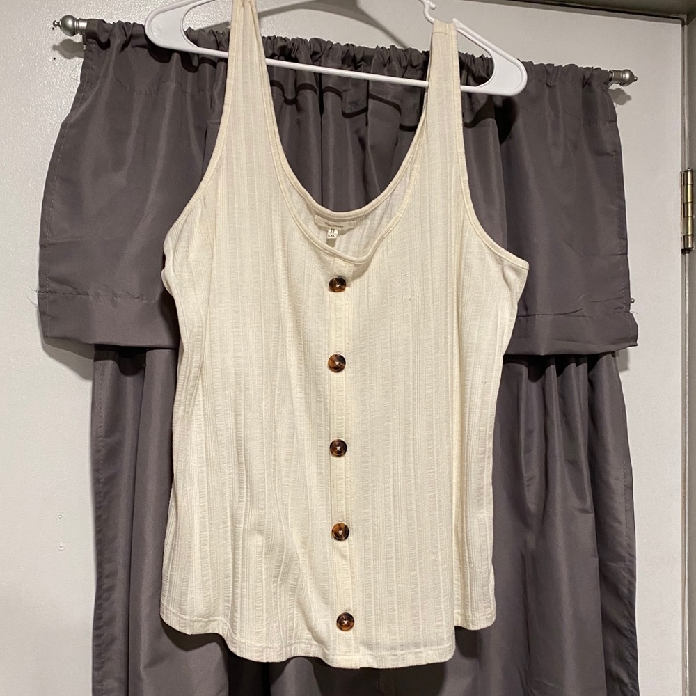 Maurices Tank